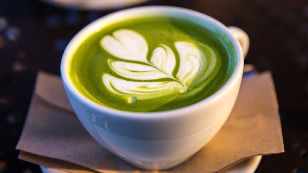 Matcha Latte: La bebida que desafía al café con leche este invierno