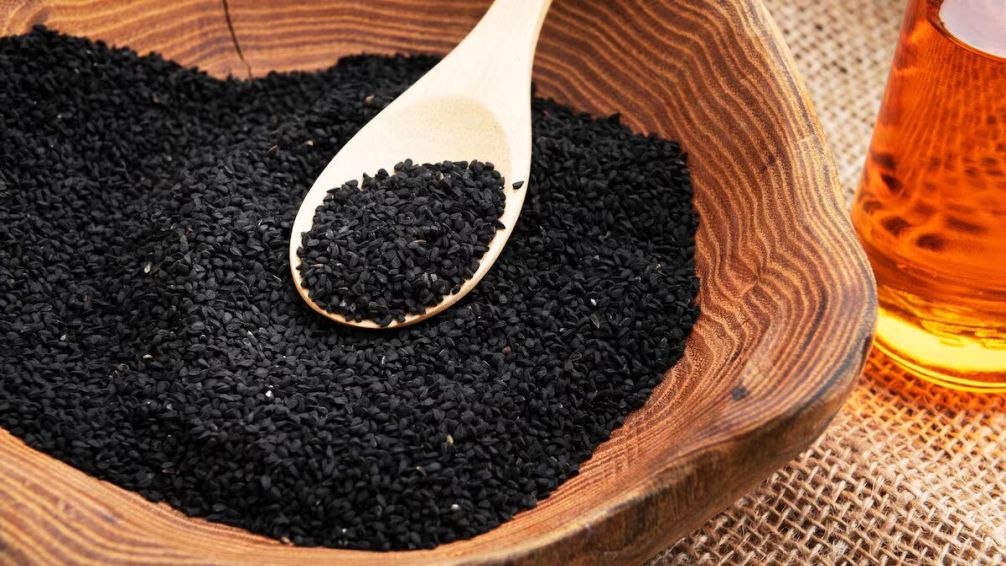 Descubrí el secreto mejor guardado de la cocina: el comino negro y sus beneficios