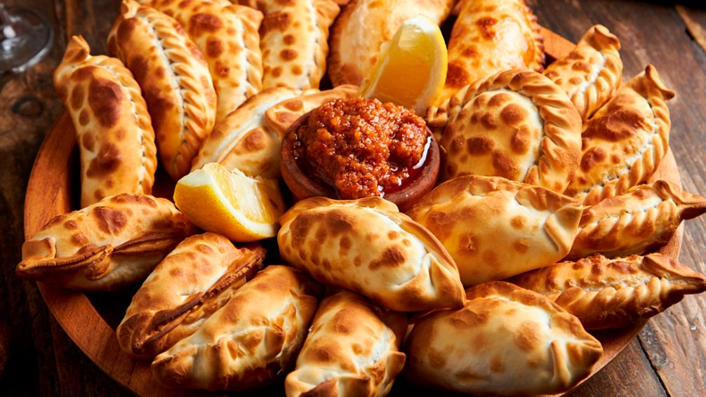 Santa Elena: la escapada foodie que conquistó la costa bonaerense con su Fiesta de la Empanada