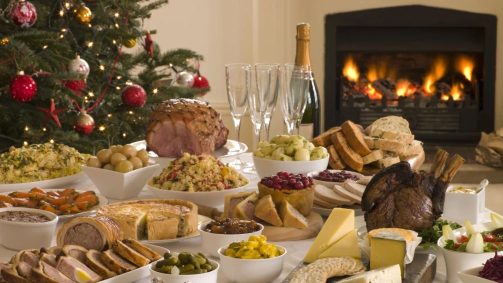 Cinco formas de hacer la cena navideña más saludable (sin perder el sabor)