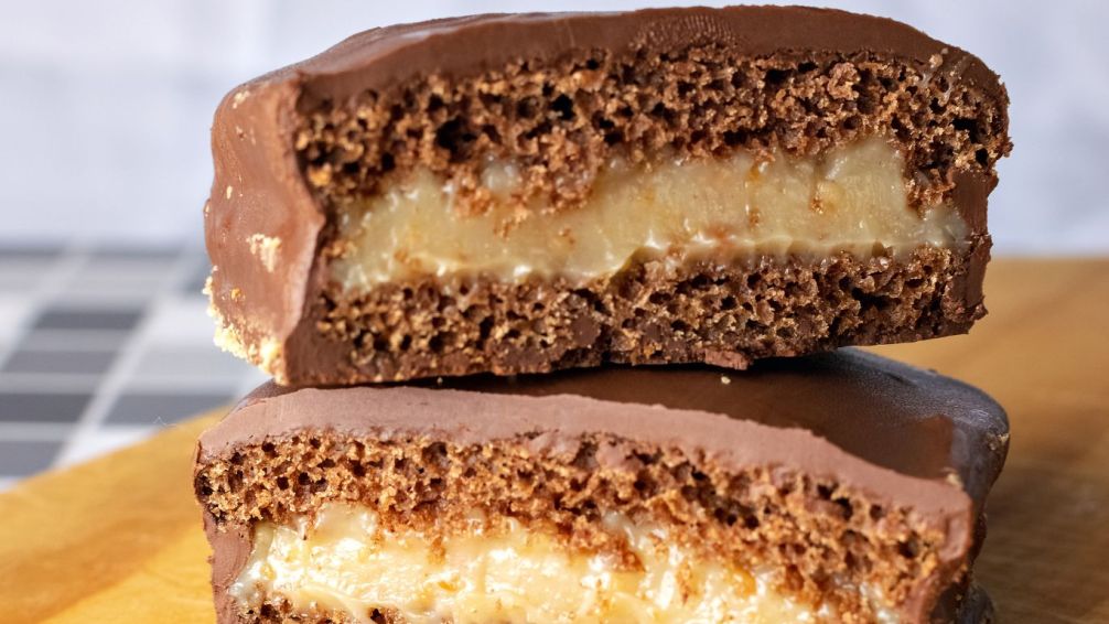 Alfajor: la palabra que vino del mundo árabe y terminó definiendo un ícono argentino