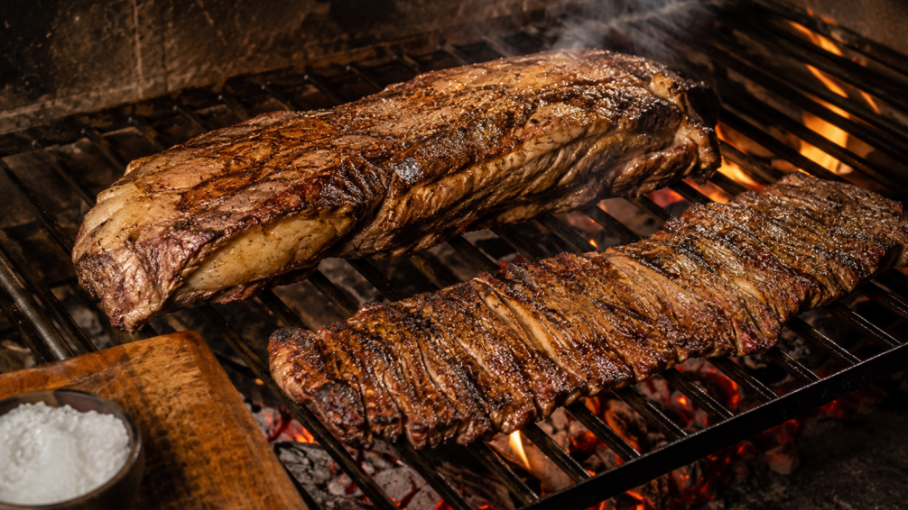 Vacío versus entraña: cuál es mejor a la parrilla