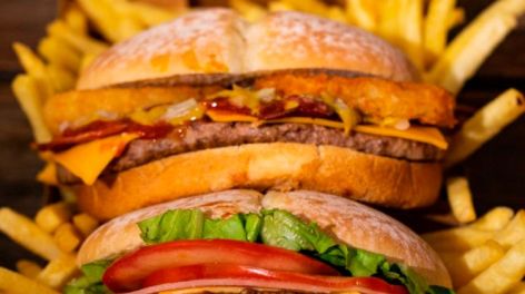 De las canchas al mundo de las hamburguesas: un exfutbolista del ascenso lleva su cadena al próximo nivel