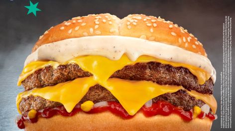 McDonald's sorprende con una nueva creación: así es la 'Tasty Feat Cuarto'