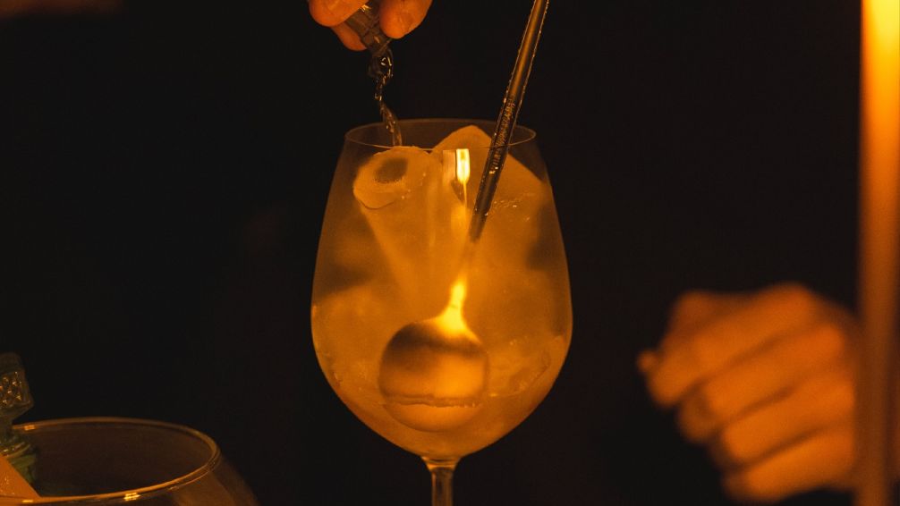 The Book: el bar secreto de Villa Luro donde los cócteles cuentan historias