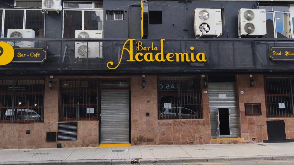 Reabre La Academia: el mítico Bar Notable que resiste al paso del tiempo 