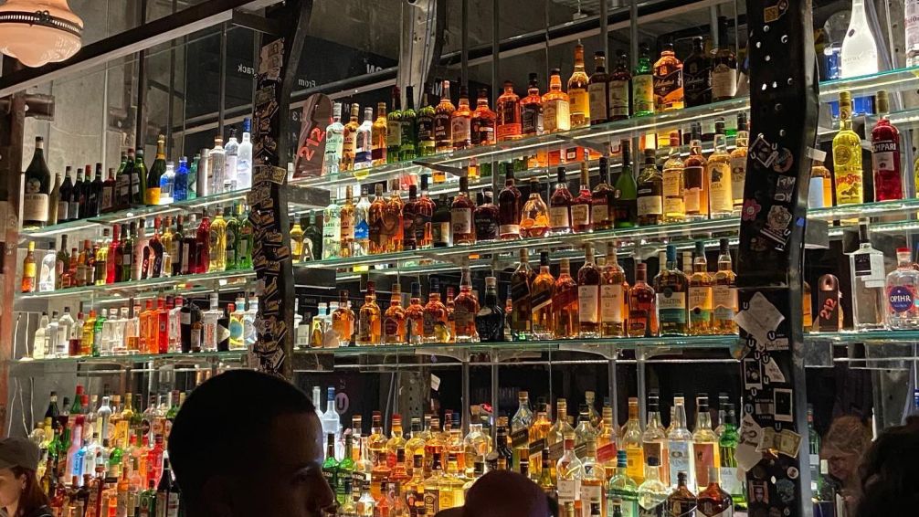 Palermo bajo tierra: el bar secreto de Buenos Aires que fue elegido entre los 10 mejores del mundo