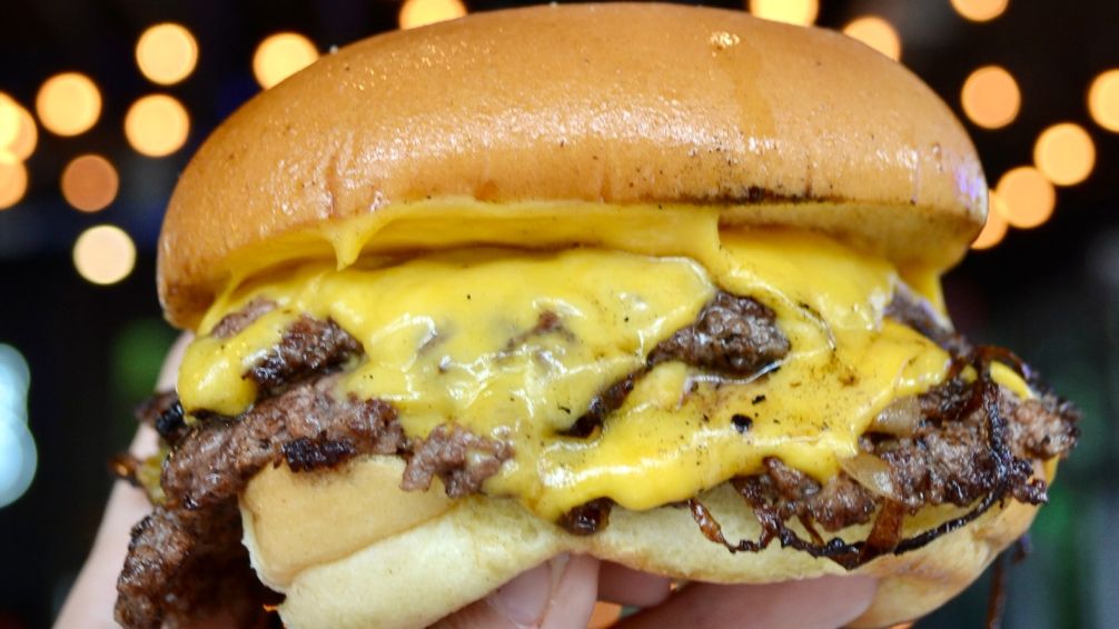 La IA eligió las mejores hamburguesas de Argentina: ¿cuales destacan en CABA?