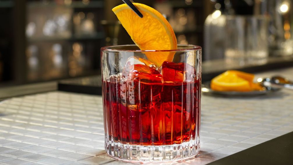 Negroni Week 2025: Buenos Aires se llena de cócteles, bares y brindis solidarios