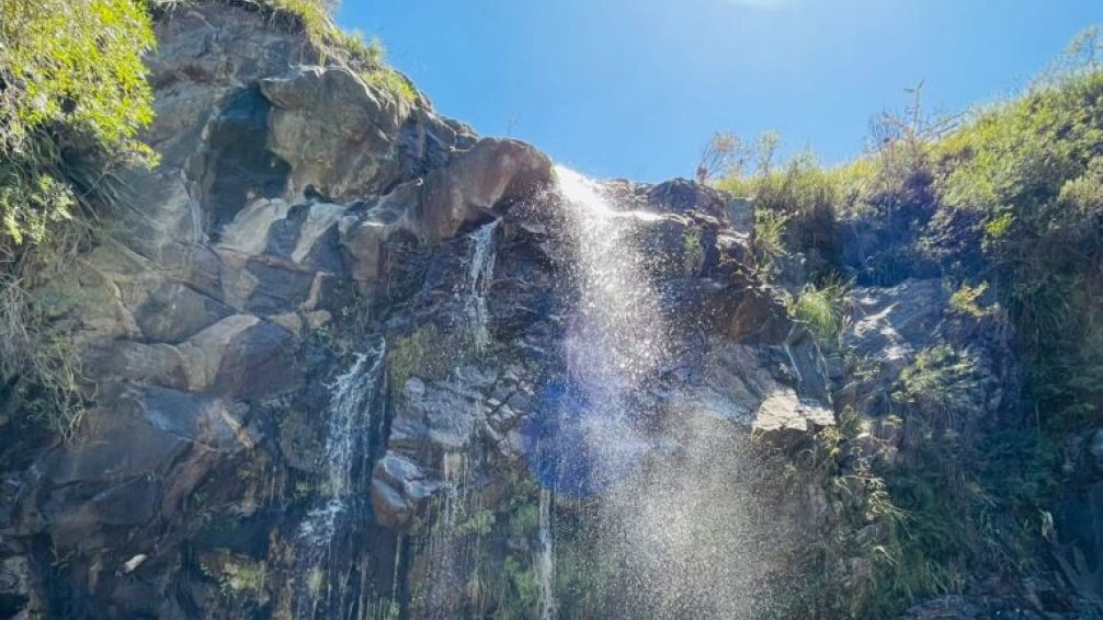 Escapada natural: la reserva escondida cerca de Córdoba ideal para caminar entre arroyos y monte serrano