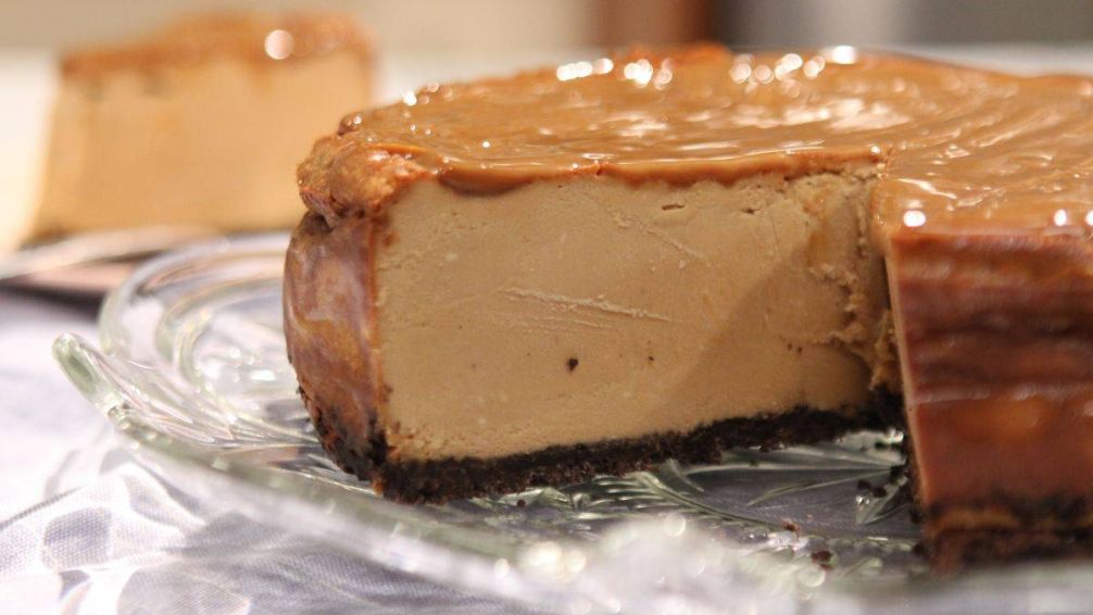 Cheesecake de dulce de leche: el postre argentino que conquista corazones