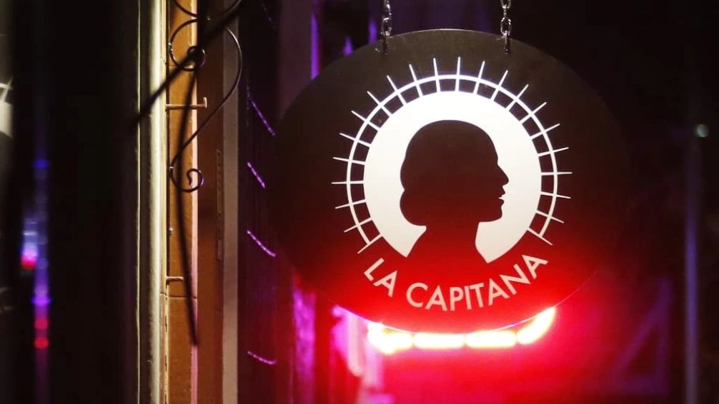 El cóctel peronista que solo se sirve en noviembre y está escondido en un bodegón histórico