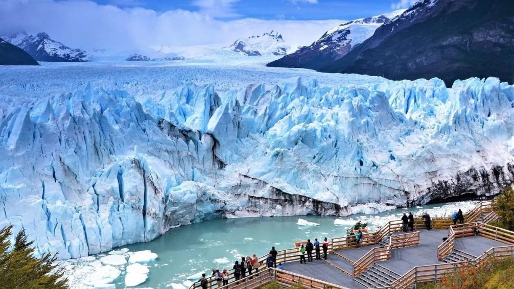 Santa Cruz: glaciares eternos, pioneros patagónicos y una estepa que no termina nunca