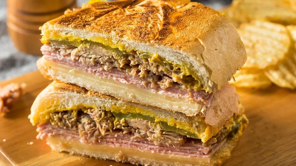Sándwich cubano: el clásico prensado que todo foodie porteño quiere probar