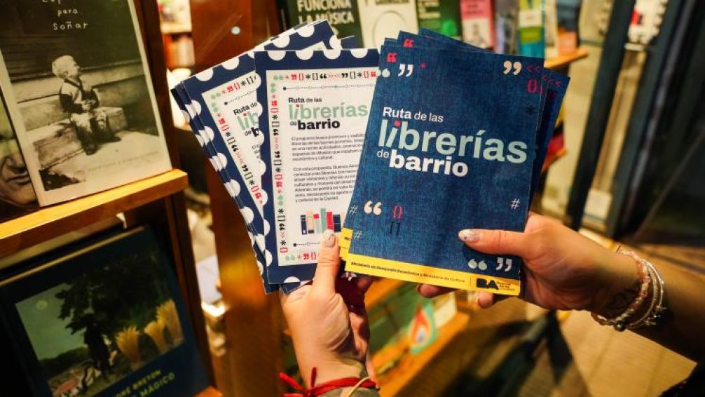 Villa Crespo de noche: libros, música y gastronomía para vivir el verano porteño
