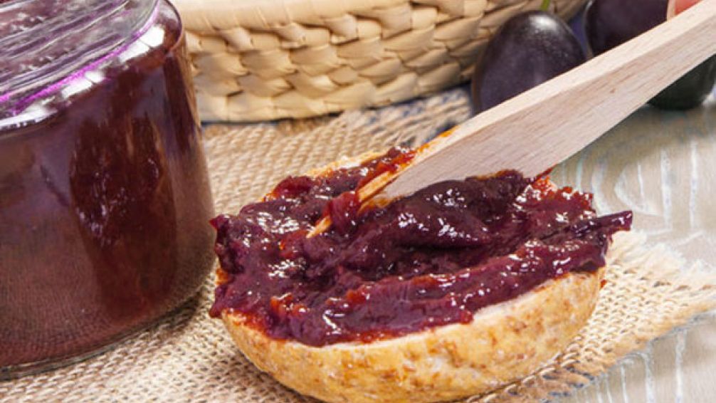 Receta exprés: cómo hacer mermelada de ciruela casera en solo una hora