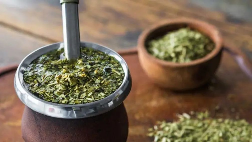 Adiós a la acidez: las 3 hierbas aliadas para disfrutar del mate sin malestar