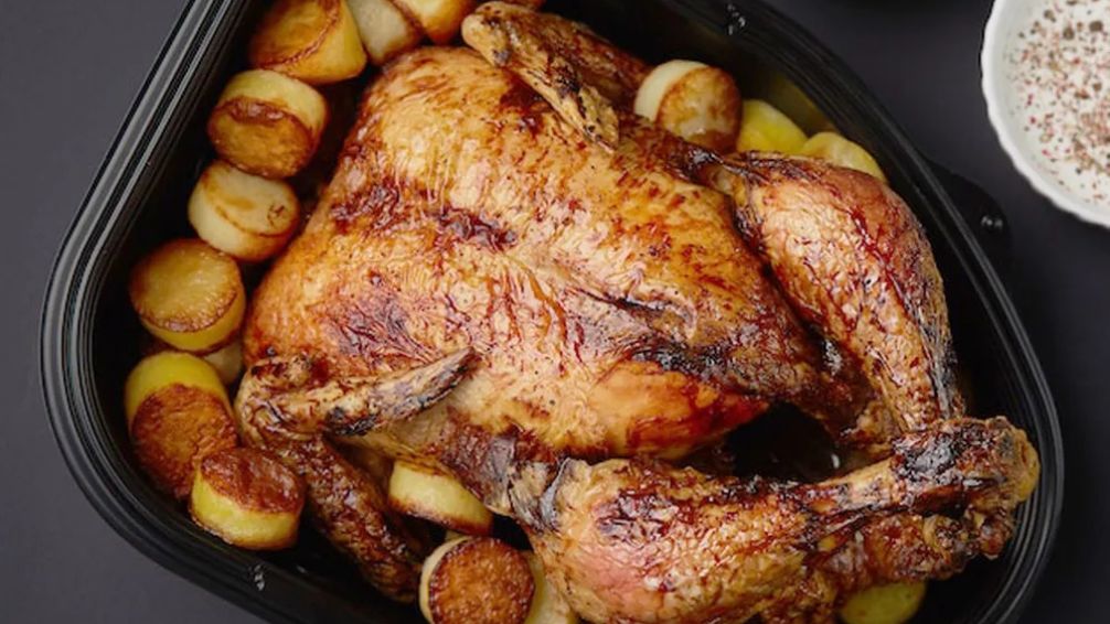 Fiesta del Pollo al Barro: la escapada bonaerense donde se come gratis y se vive una tradición única