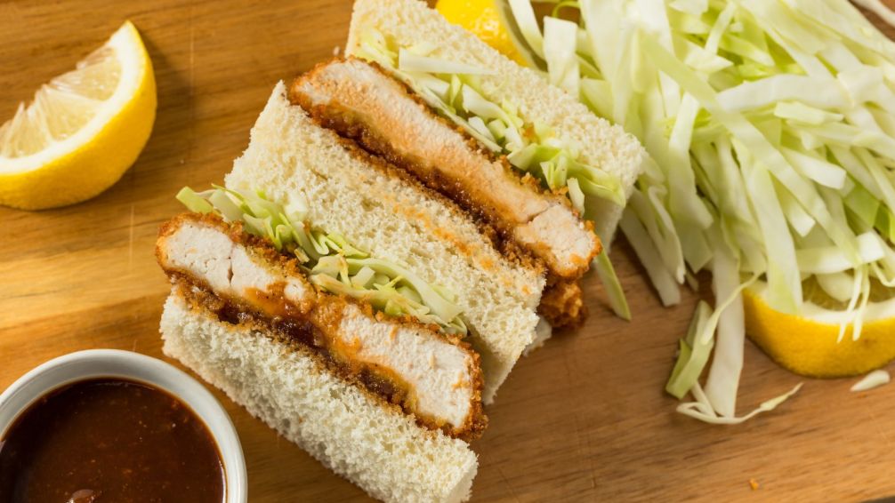 Katsu Sando: el sándwich japonés furor que se prepara en 5 pasos