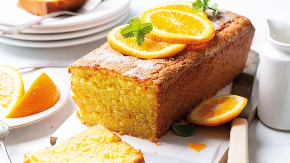 Budín de naranja saludable en licuadora: la receta fácil, rápida y que ensucia muy poco